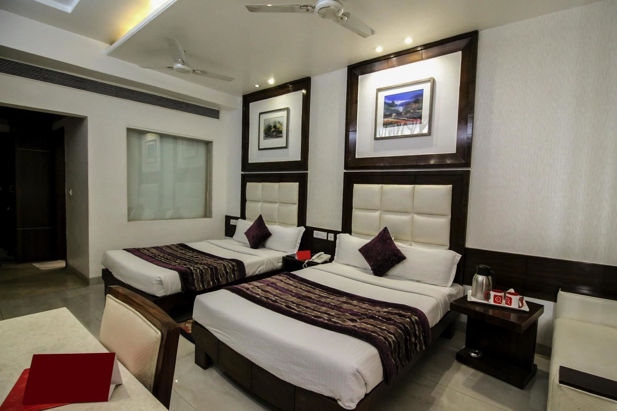 Hotel Emerald Chandīgarh Extérieur photo